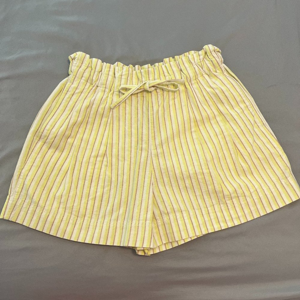 Uniqlo XS yellow striped cotton/linen drawstring shorts